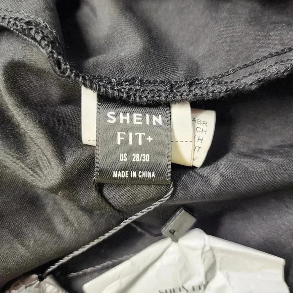 Woman's Black Dress By Shein Fit+ US 28/30 Long Sleeve - Picture 4 of 10